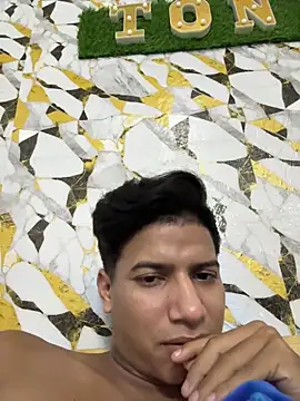 Snapshot of xbrefranco chatting on May 16, 5:37 am xbrefranco online show from May 16, 5:37 am