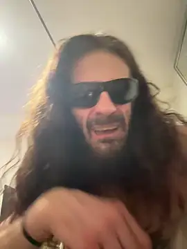 Sluckkkbigdk online show from April 4, 3:27 am