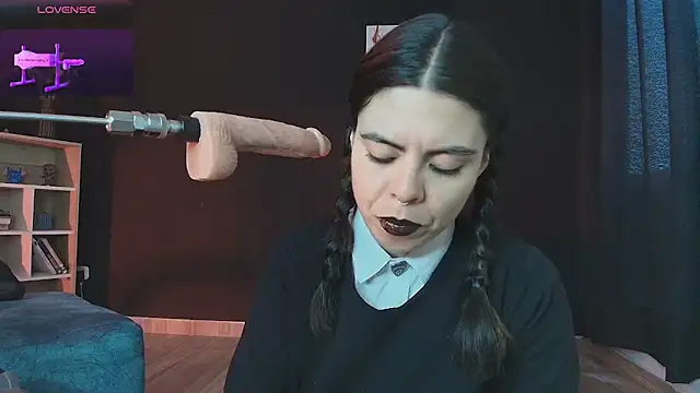 Snapshot of _WednesdayFriday_ chatting on February 23, 5:18 pm  WednesdayFriday  online show from February 23, 5:18 pm