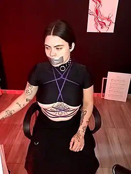 Snapshot of _WednesdayFriday_ chatting on March 19, 5:50 pm  WednesdayFriday  online show from March 19, 5:50 pm