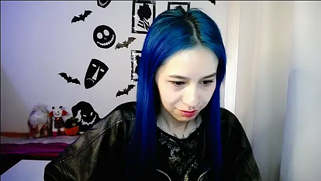 dakota senju online show from October 15, 1:33 pm