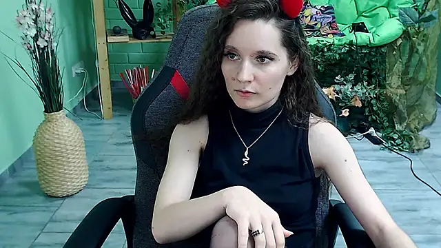 Miss Barbara  online show from March 15, 12:15 am