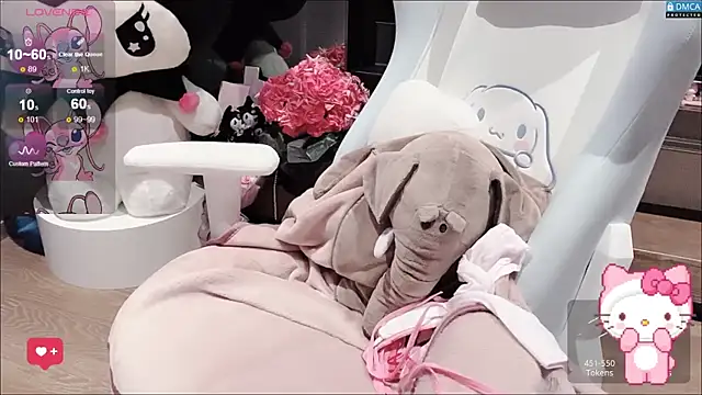 Snapshot of fog- chatting on October 10, 2:43 am fog- online show from October 10, 2:43 am