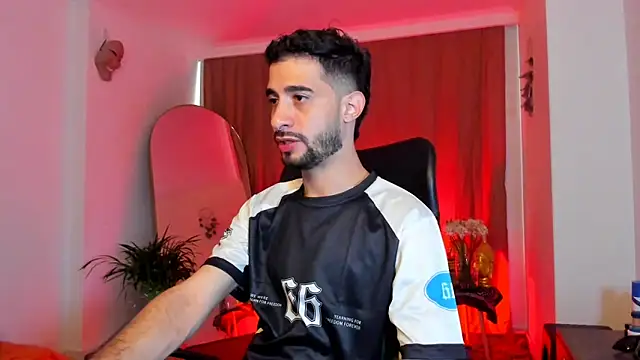 Your  hero1 online show from November 5, 5:13 pm