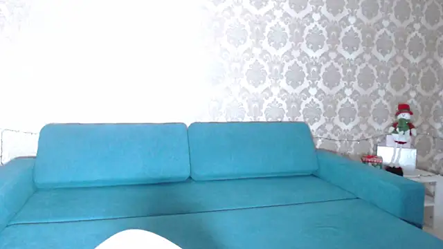 Louise Lavender online show from December 28, 10:36 am