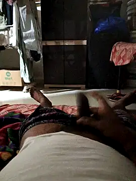 Snapshot of findmemylove chatting on January 16, 7:10 pm findmemylove online show from January 16, 7:10 pm