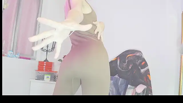 Stryxcy online show from March 17, 9:45 pm