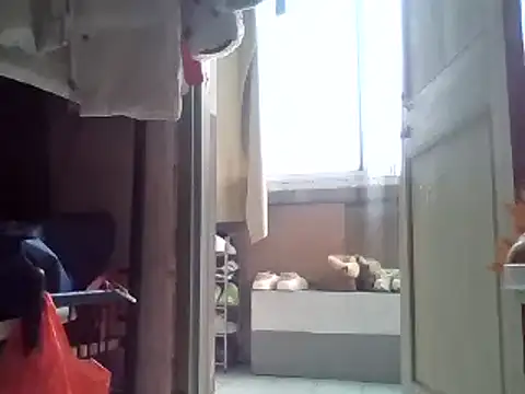 Snapshot of Beijing2000 chatting on February 3, 6:34 am Beijing2000 online show from February 3, 6:34 am