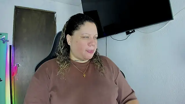 mariana maze online show from December 10, 2:16 am