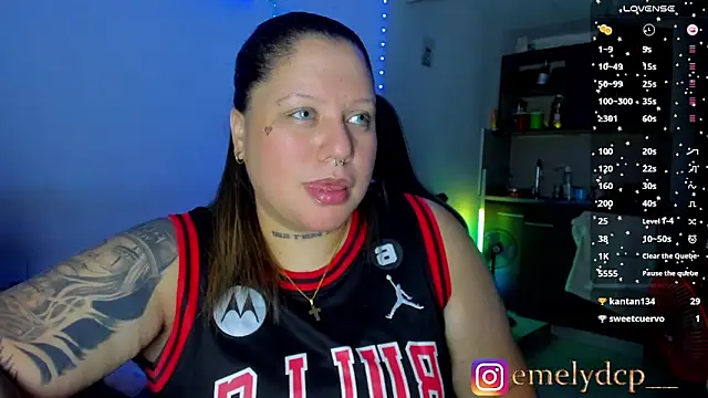 mariana maze online show from April 9, 6:19 am