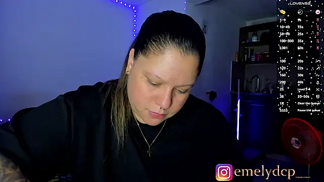 mariana maze online show from July 19, 11:52 pm