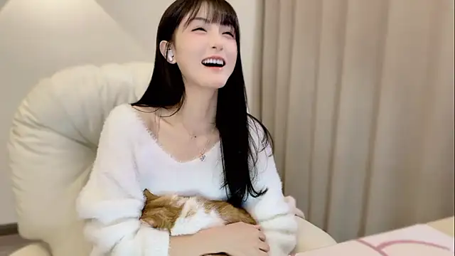 SHUIshui  online show from October 21, 1:01 pm