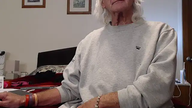 WaverlyKernow online show from November 1, 10:06 am