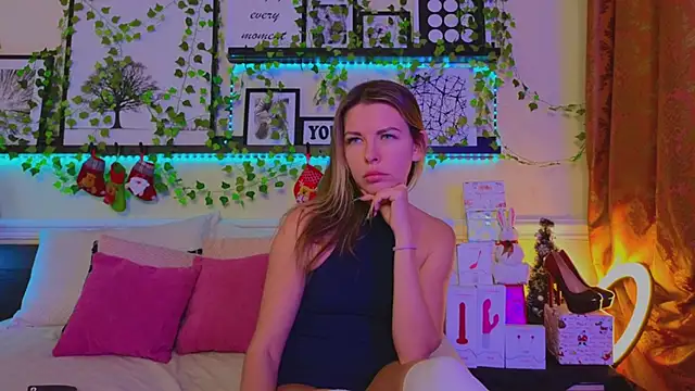 Real Tini online show from December 12, 12:33 pm