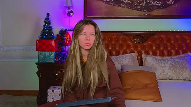 Real Tini online show from December 20, 6:20 am