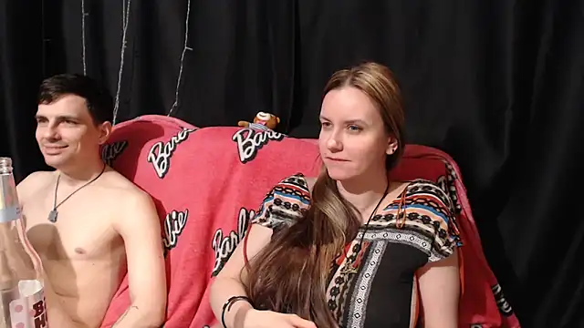 Snapshot of Milana69 chatting on April 18, 10:21 pm Milana69 online show from April 18, 10:21 pm