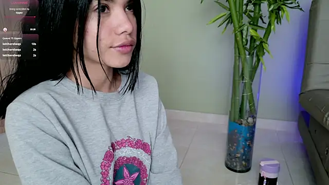 Snapshot of were-Naughty chatting on February 3, 7:52 pm were-Naughty online show from February 3, 7:52 pm