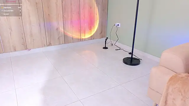 Snapshot of were-Naughty chatting on March 8, 7:53 pm were-Naughty online show from March 8, 7:53 pm