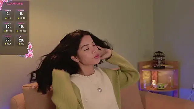 were-Naughty online show from April 20, 1:36 pm