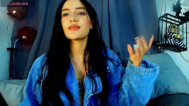 Snapshot of natashapridee_ chatting on February 6, 11:48 pm natashapridee online show from February 6, 11:48 pm