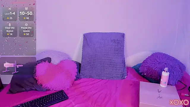 honeykitty 777 online show from March 17, 3:00 am