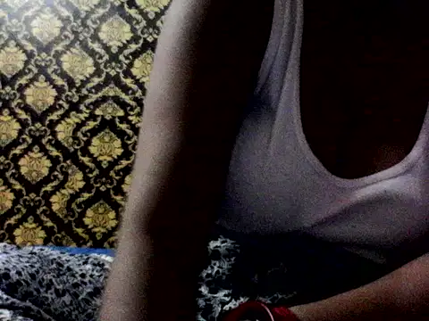 Crezy-Queen01 online show from July 10, 7:27 pm