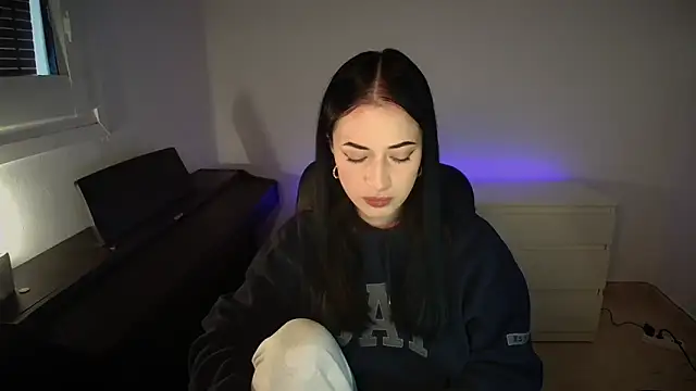 Windy butterfly online show from December 3, 9:07 am