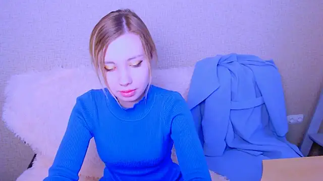 AliceFire  online show from October 1, 7:47 am