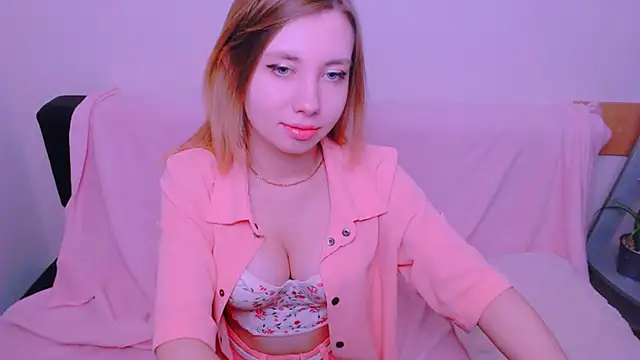 AliceFire  online show from May 31, 9:38 am