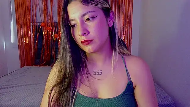 Lia 14  online show from November 7, 6:52 pm