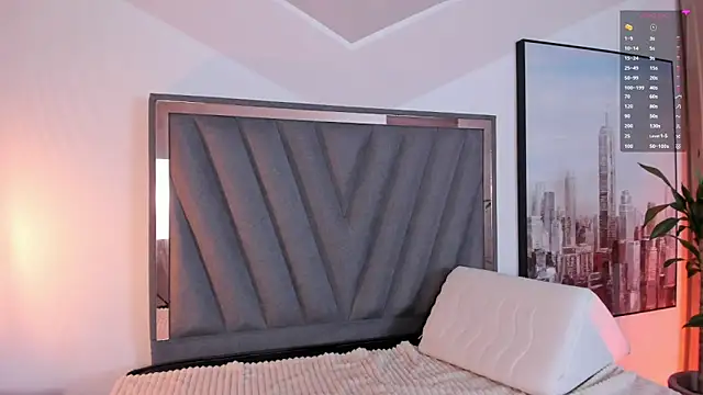 missatenea online show from January 15, 4:54 pm