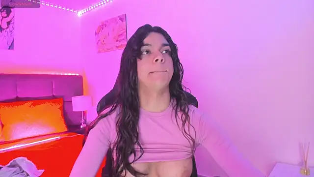 Snapshot of Megan_Miles02 chatting on November 5, 7:47 pm Megan Miles02 online show from November 5, 7:47 pm