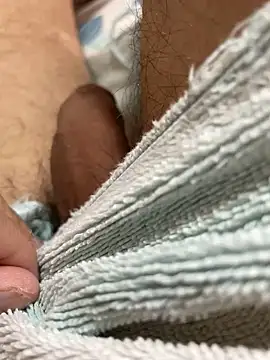 SuperHardBoy12 online show from February 18, 6:26 am