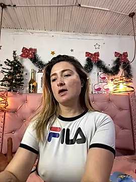 antonella87 online show from December 11, 10:49 pm