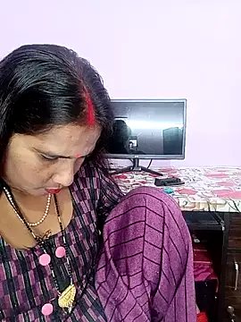 reemacouple007 online show from February 3, 6:40 am