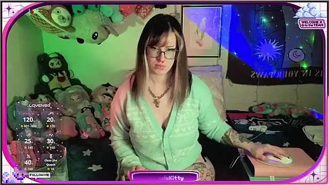 AmbrosiaKitty online show from April 17, 5:10 am