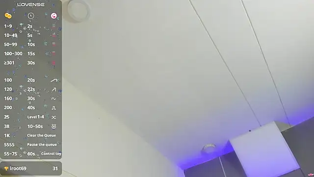 liily moore online show from December 18, 9:36 am