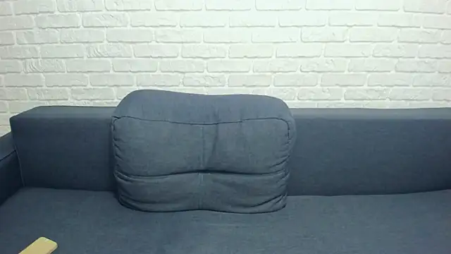 LayaFlow online show from November 24, 9:09 am