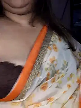 Snapshot of Ravina_patil1 chatting on February 16, 3:38 pm Ravina patil1 online show from February 16, 3:38 pm