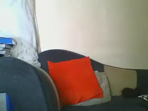 Snapshot of sexysandy20 chatting on December 18, 12:40 pm sexysandy20 online show from December 18, 12:40 pm