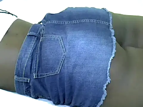 candililie online show from March 7, 3:18 pm