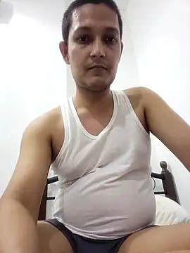 Snapshot of daddylove87 chatting on September 19, 8:20 pm daddylove87 online show from September 19, 8:20 pm