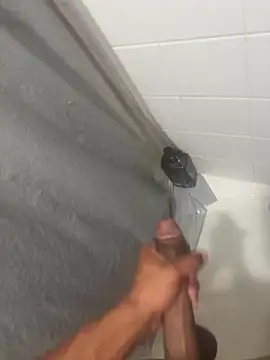 Snapshot of kingoqueens chatting on October 12, 1:15 am kingoqueens online show from October 12, 1:15 am