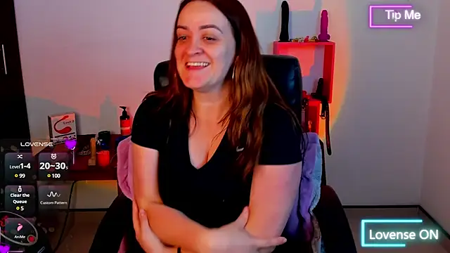 sara goodgirl13 online show from February 18, 8:14 pm