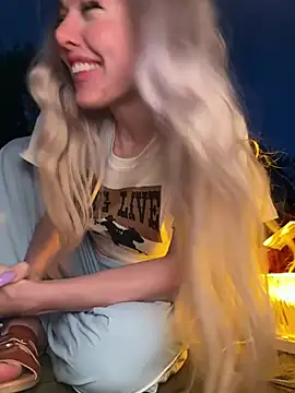 propertyofdaddy online show from April 15, 12:28 am