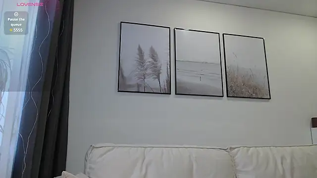 Snapshot of Linaa_Land chatting on January 27, 9:13 am Linaa Land online show from January 27, 9:13 am