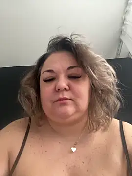 MikyVesela online show from February 11, 8:30 am