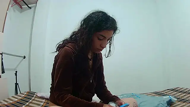 stephybrowm7 online show from March 15, 4:54 pm