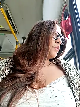 Snapshot of Lena-32 chatting on February 20, 4:14 pm Lena-32 online show from February 20, 4:14 pm