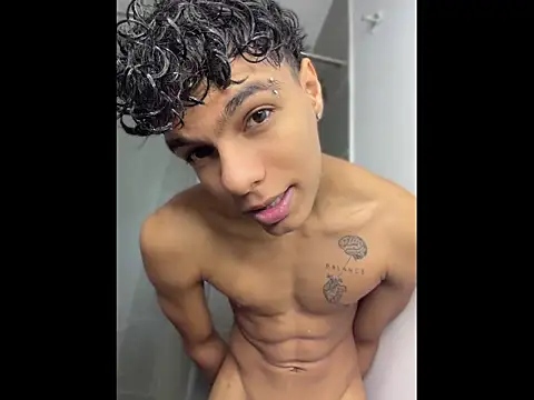 james dreams  online show from May 16, 12:51 am